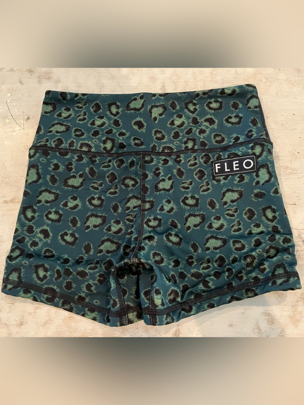 FLEO Night Leopard athletic shorts | size small - Picture 5 of 6